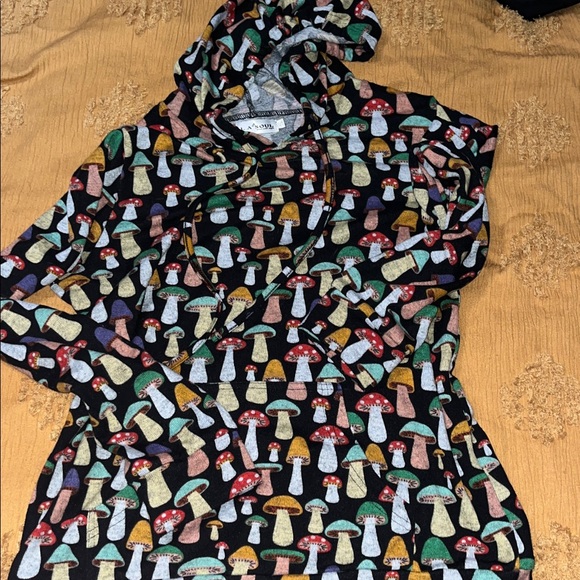 La Soul Tops - LA Soul Mushroom fungi whimsical long sleeve oversized hoodie mushroom
